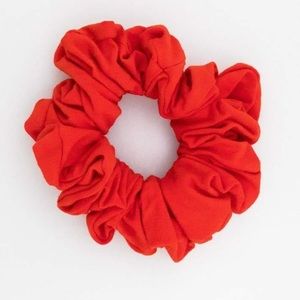 ❤️ 3/30$ American Apparel red scrunchie